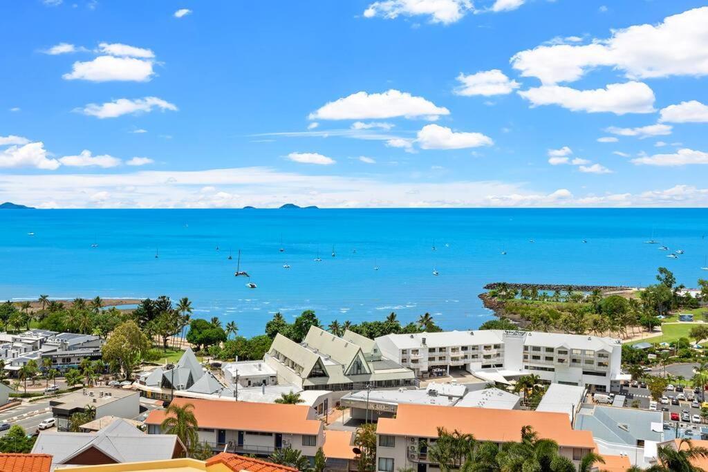 Aqua Vista Appartement Airlie Beach Buitenkant foto