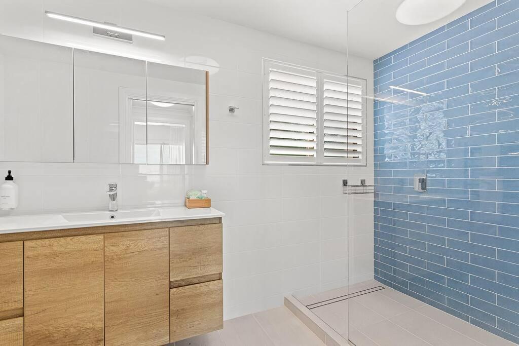 Aqua Vista Appartement Airlie Beach Buitenkant foto