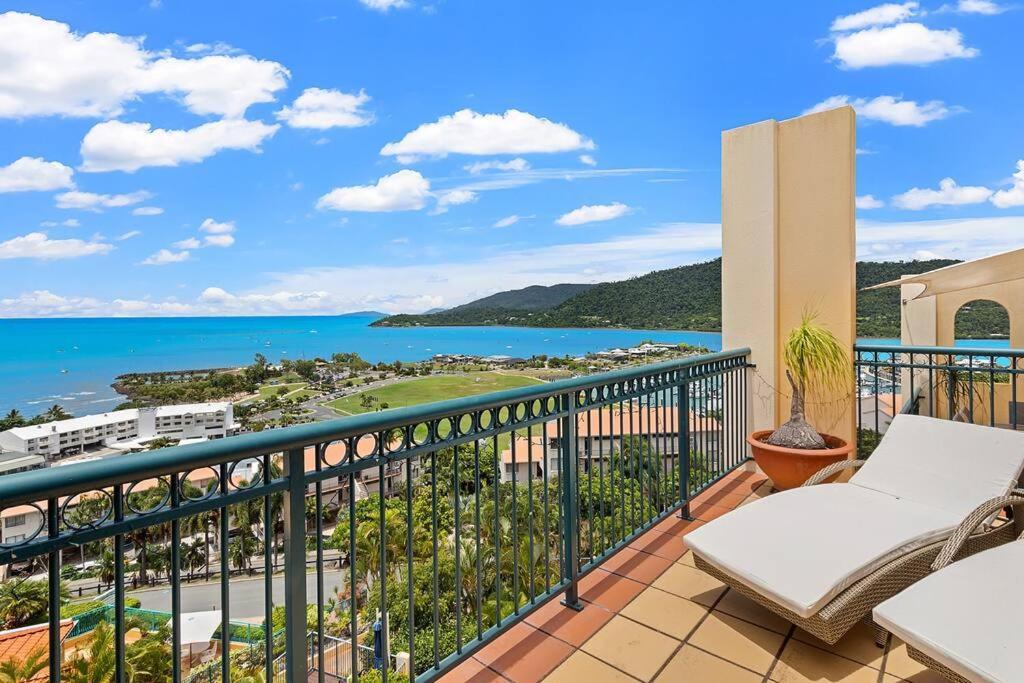 Aqua Vista Appartement Airlie Beach Buitenkant foto