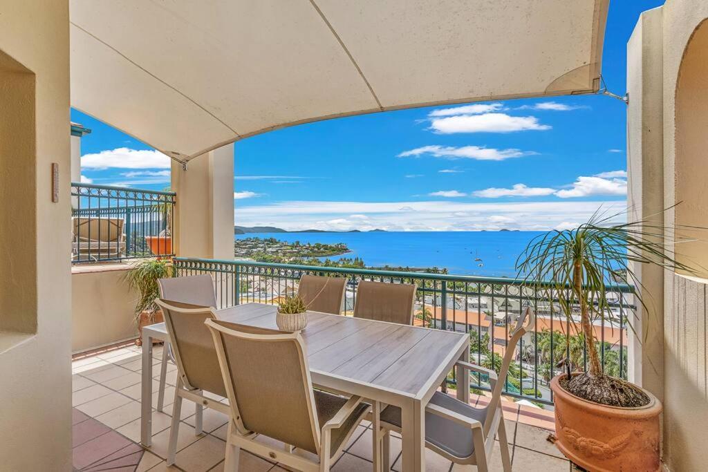 Aqua Vista Appartement Airlie Beach Buitenkant foto